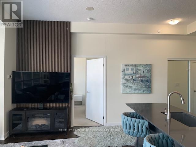 601 - 510 Curran Place, Mississauga, Ontario  L5B 0J8 - Photo 3 - W13081810