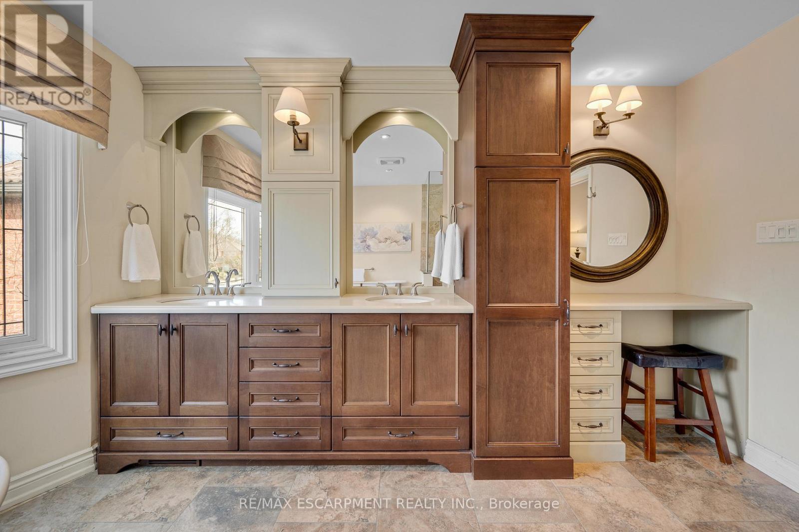 333 Claremont Crescent, Oakville, Ontario  L6J 6J9 - Photo 21 - W13081828