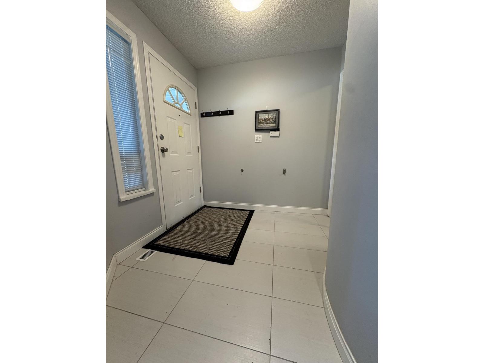 6433 121a Street, Surrey, British Columbia  V3W 0Y4 - Photo 8 - R3118745