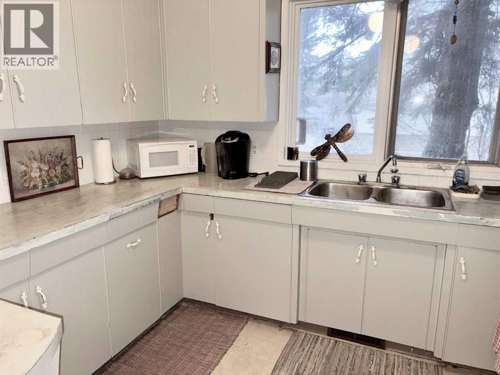 4415 52 Street, Vermilion, Alberta  T9X 1X9 - Photo 10 - A2269370