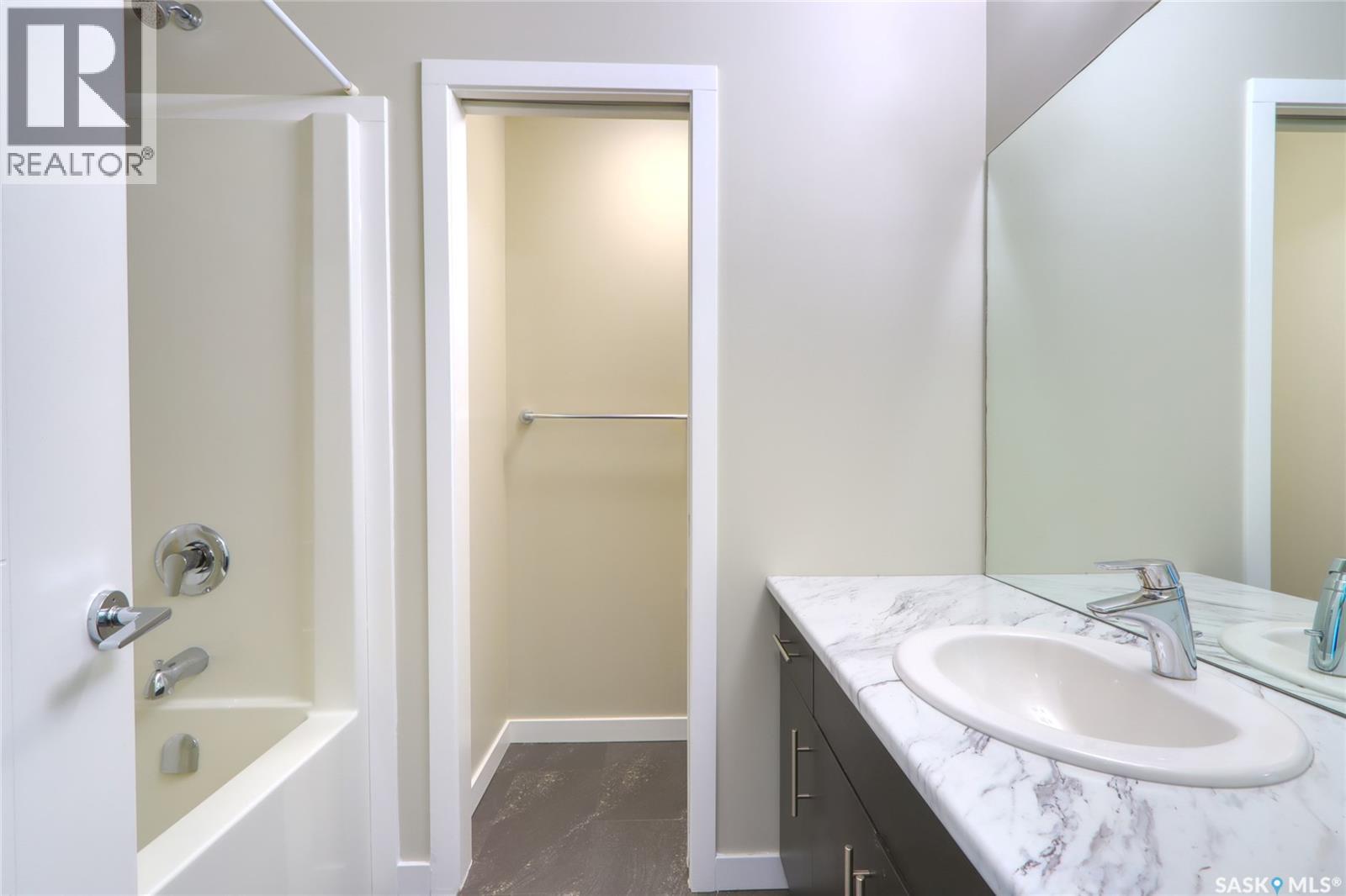 3935 James Hill Road, Regina, Saskatchewan  S0G 4G0 - Photo 15 - SK034835