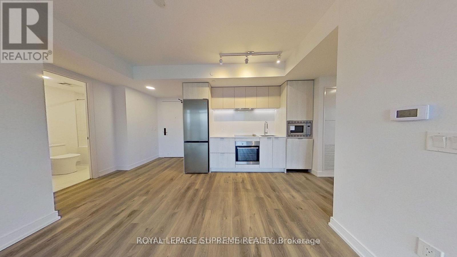 1322 - 1 Jarvis Street, Hamilton (Beasley), Ontario  L8R 0A8 - Photo 2 - X13081864