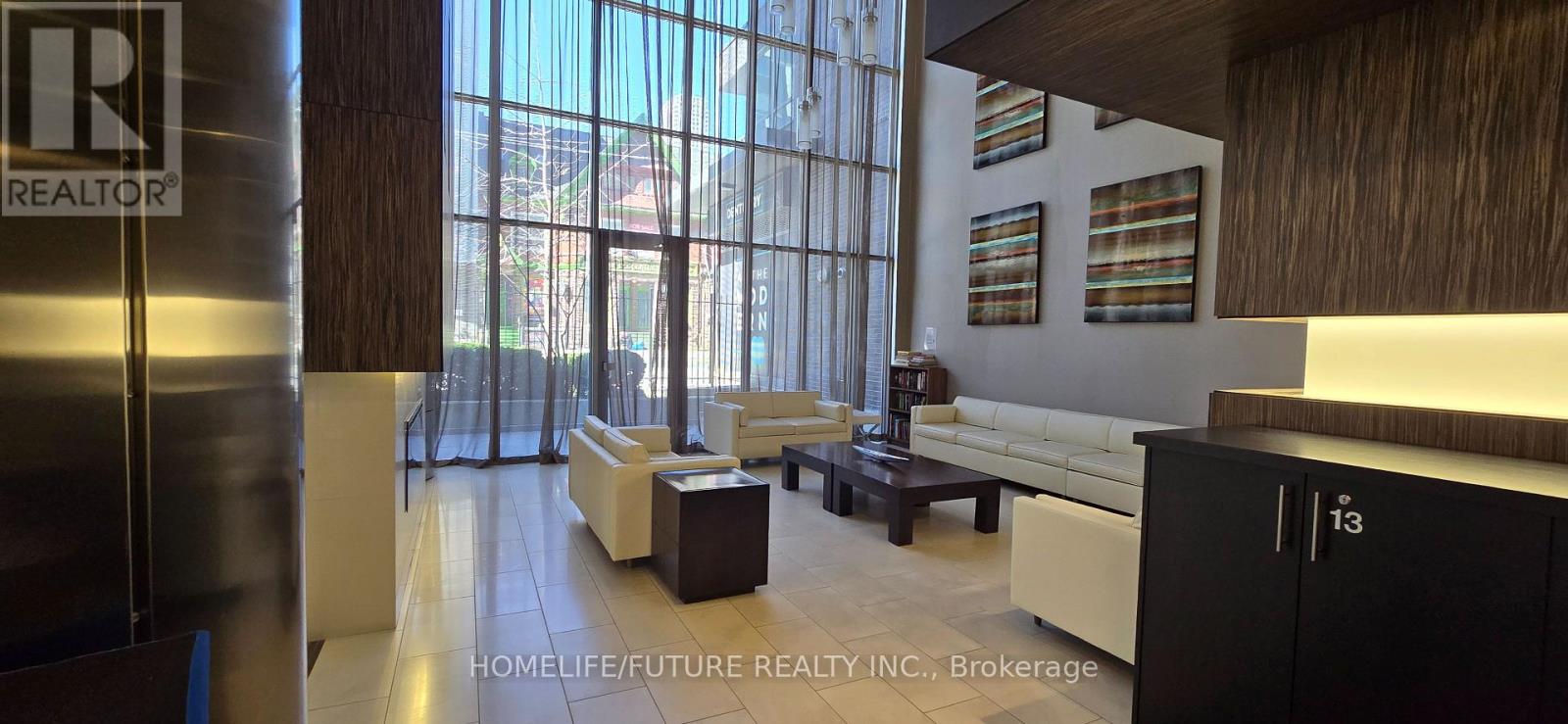 902 - 320 Richmond Street E, Toronto, Ontario  M5A 1P9 - Photo 2 - C13081666