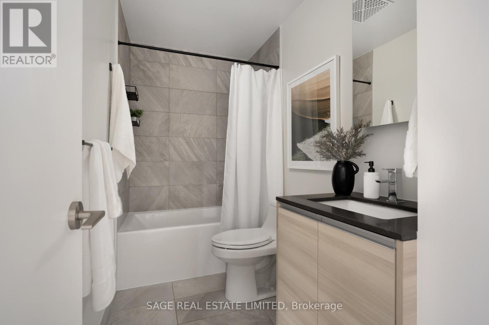 403 - 1238 Dundas Street E, Toronto, Ontario  M4M 1S3 - Photo 28 - E13077684