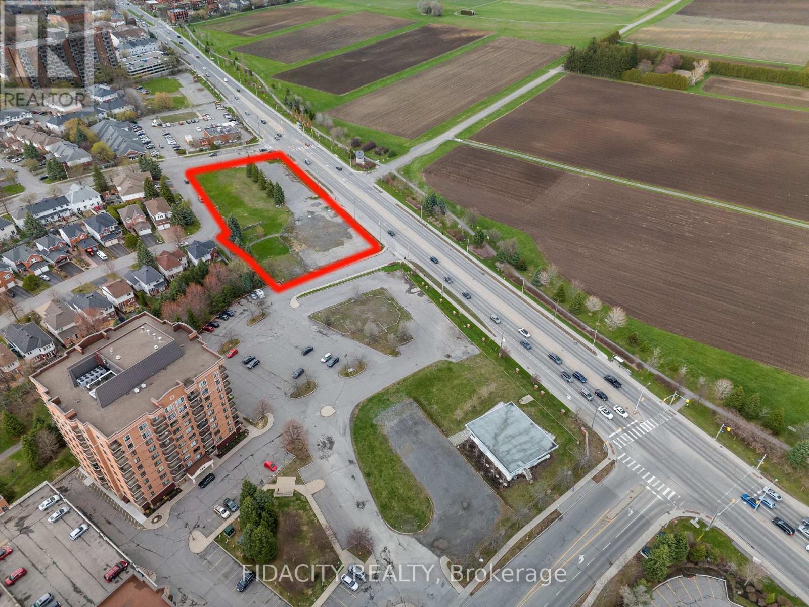 1 Crystal Park Crescent, Ottawa, Ontario  K2C 3Z8 - Photo 2 - X12814322