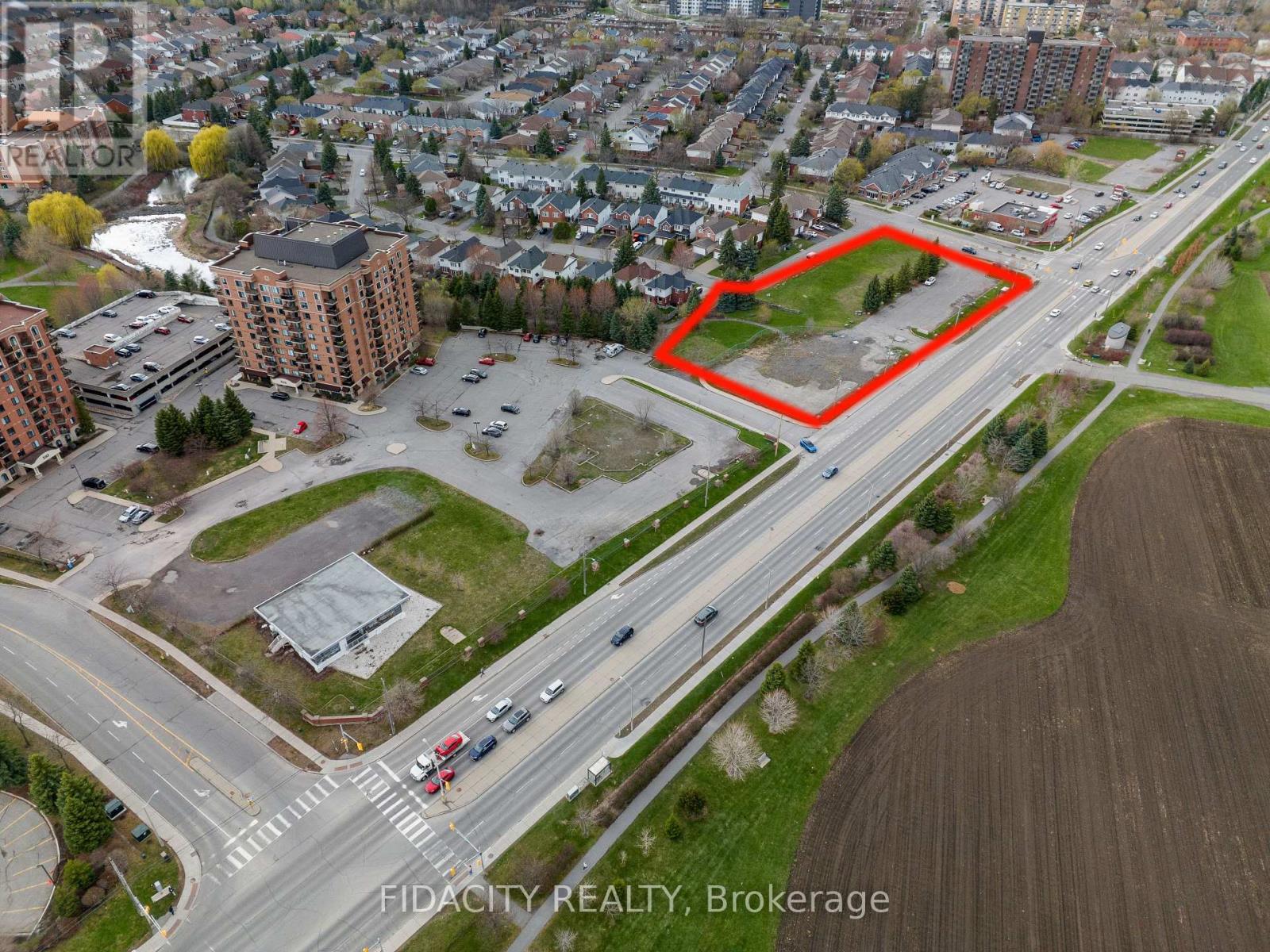 1 CRYSTAL PARK CRESCENT, Ottawa, Ontario