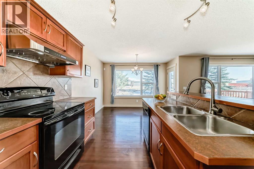 273 Silverado Plains Close Sw, Calgary, Alberta  T2X 0G6 - Photo 11 - A2296878