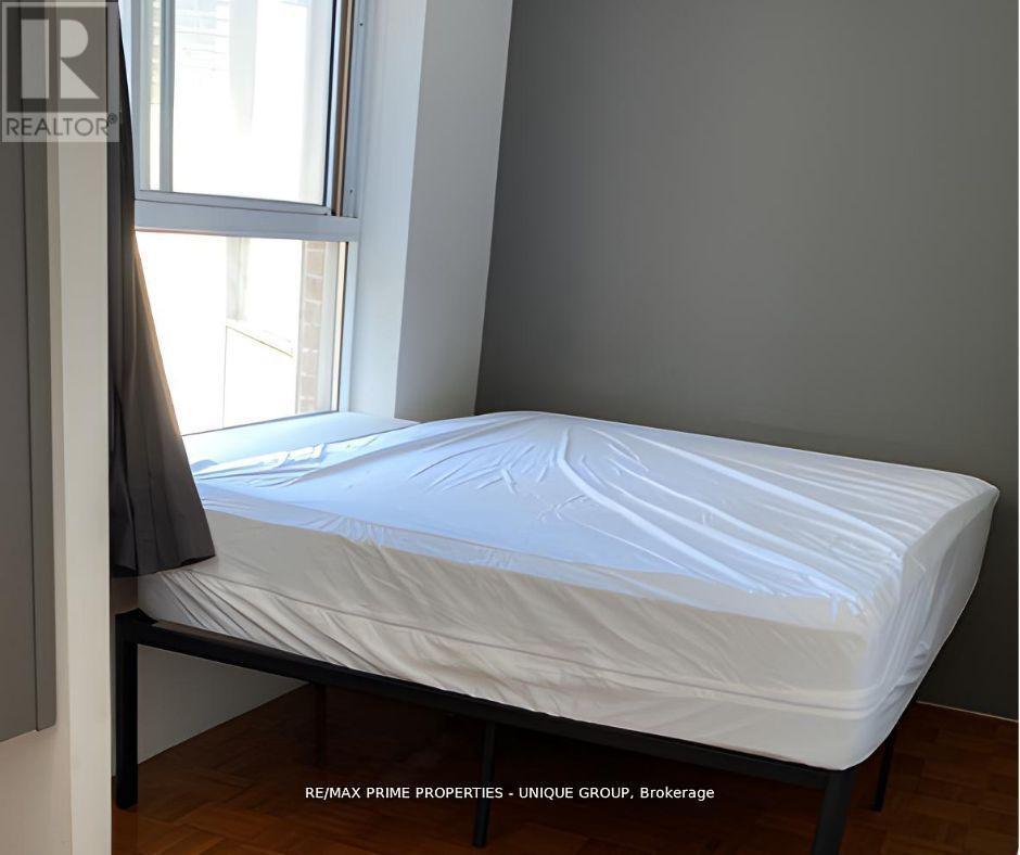 1701 - 44 Gerrard Street W, Toronto, Ontario  M5G 2K2 - Photo 13 - C12866938