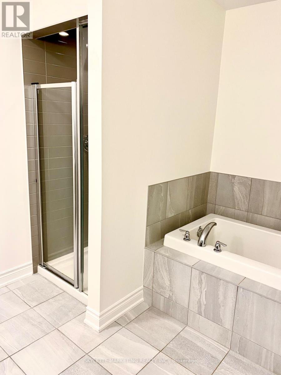 9 Grinnel Road, East Gwillimbury (Sharon), Ontario  L9N 0X7 - Photo 19 - N13081096