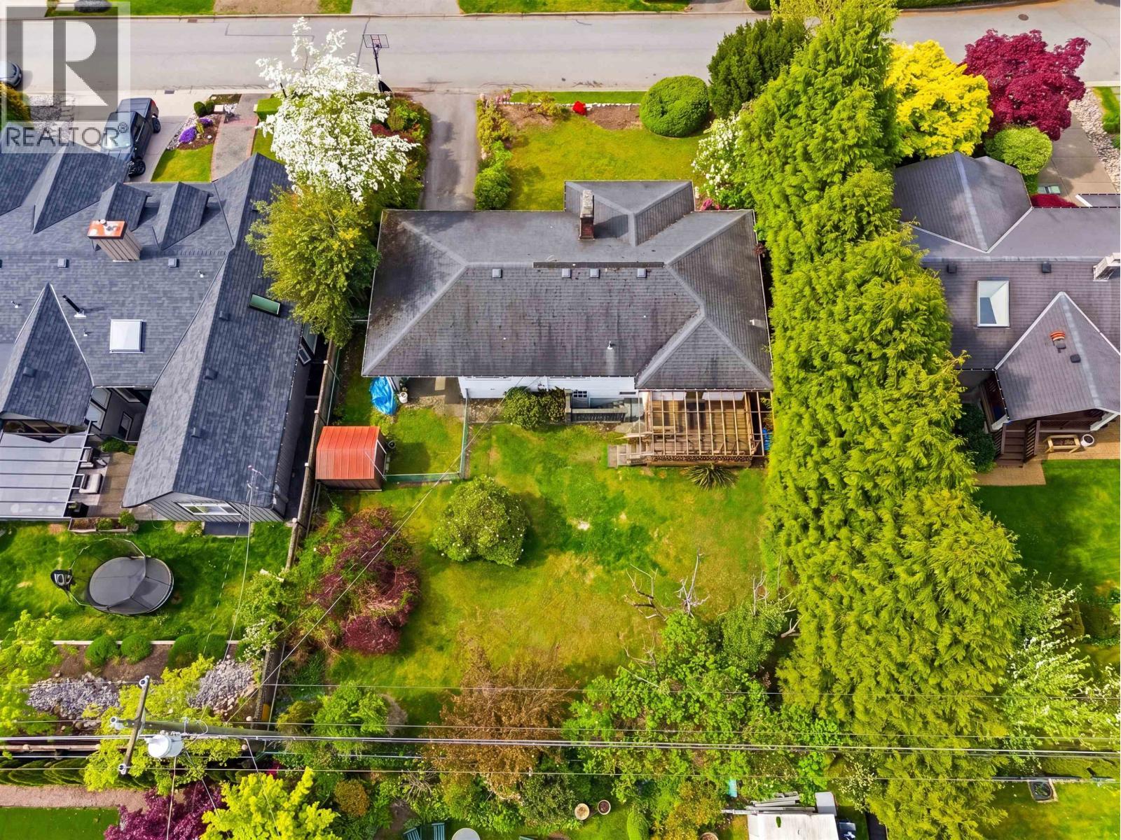 2762 Newmarket Drive, North Vancouver, British Columbia  V7R 2T4 - Photo 23 - R3119325