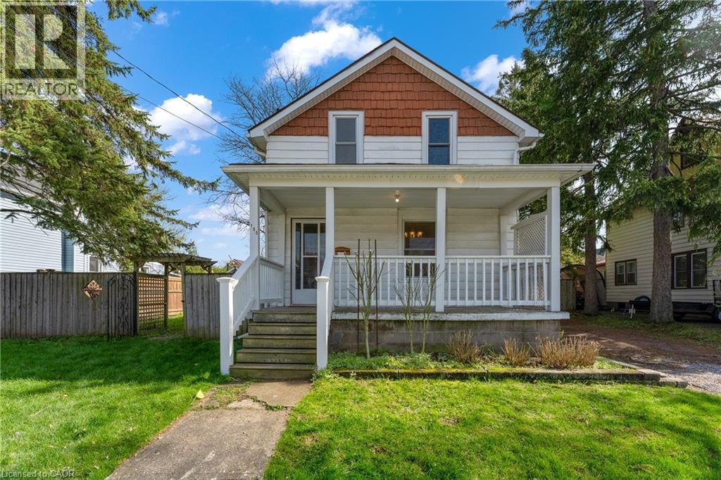 105 Bald Street, Welland, Ontario  L3C 5C2 - Photo 2 - 40825220