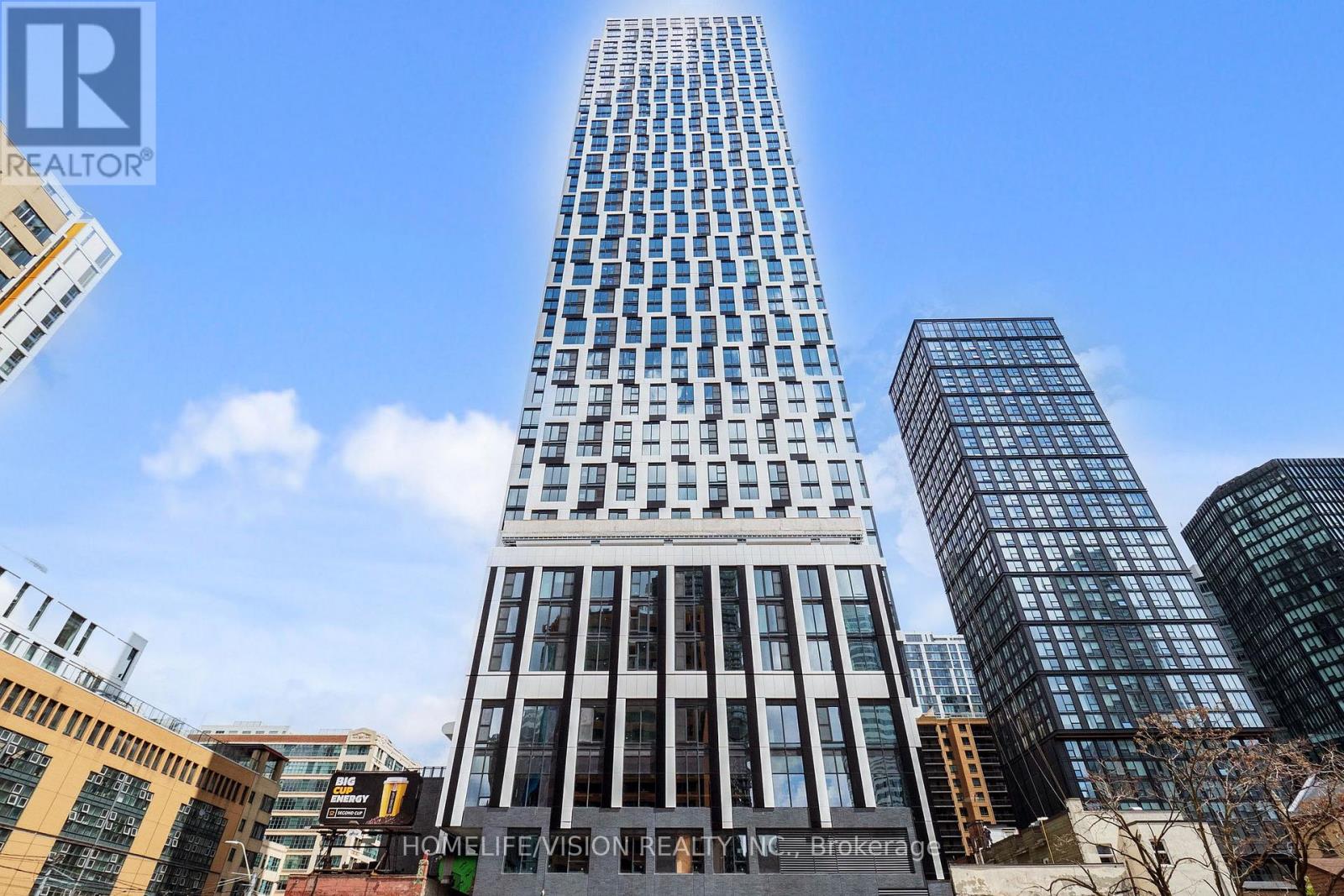 Property Listing: 518 - 252 Church Street, Toronto (Church-Yonge Corridor), Ontario