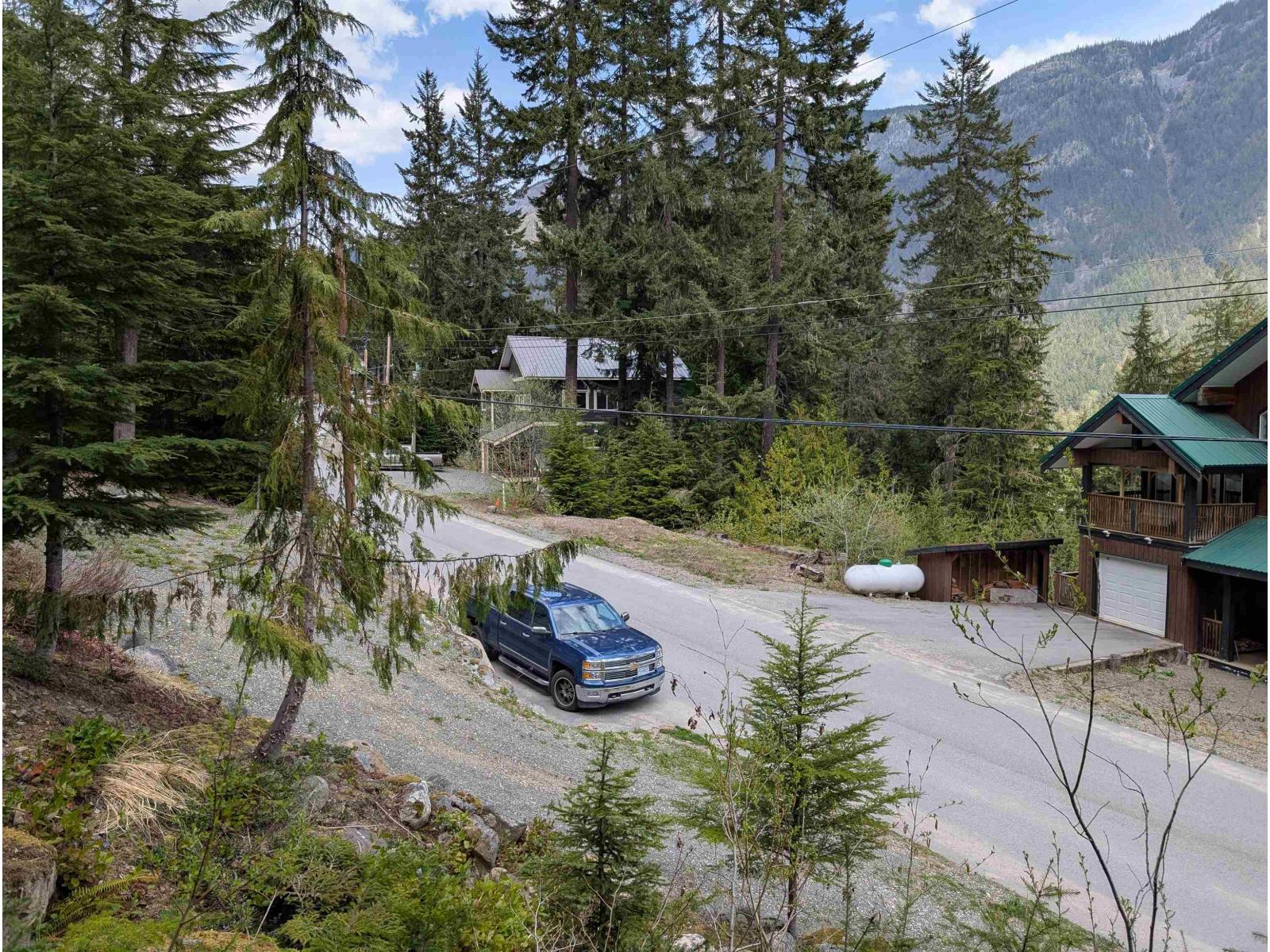 14891 Parkview Avenue, Hope, Sunshine Valley, British Columbia  V0X 1L5 - Photo 3 - R3114217