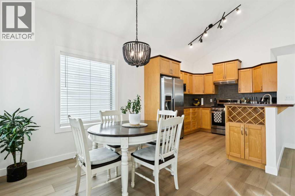 852 Everridge Drive SW, Calgary, Alberta  T2Y 4W5 - Photo 7 - A2290939