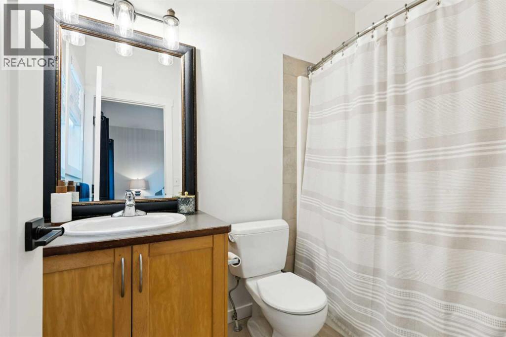 852 Everridge Drive SW, Calgary, Alberta  T2Y 4W5 - Photo 18 - A2290939