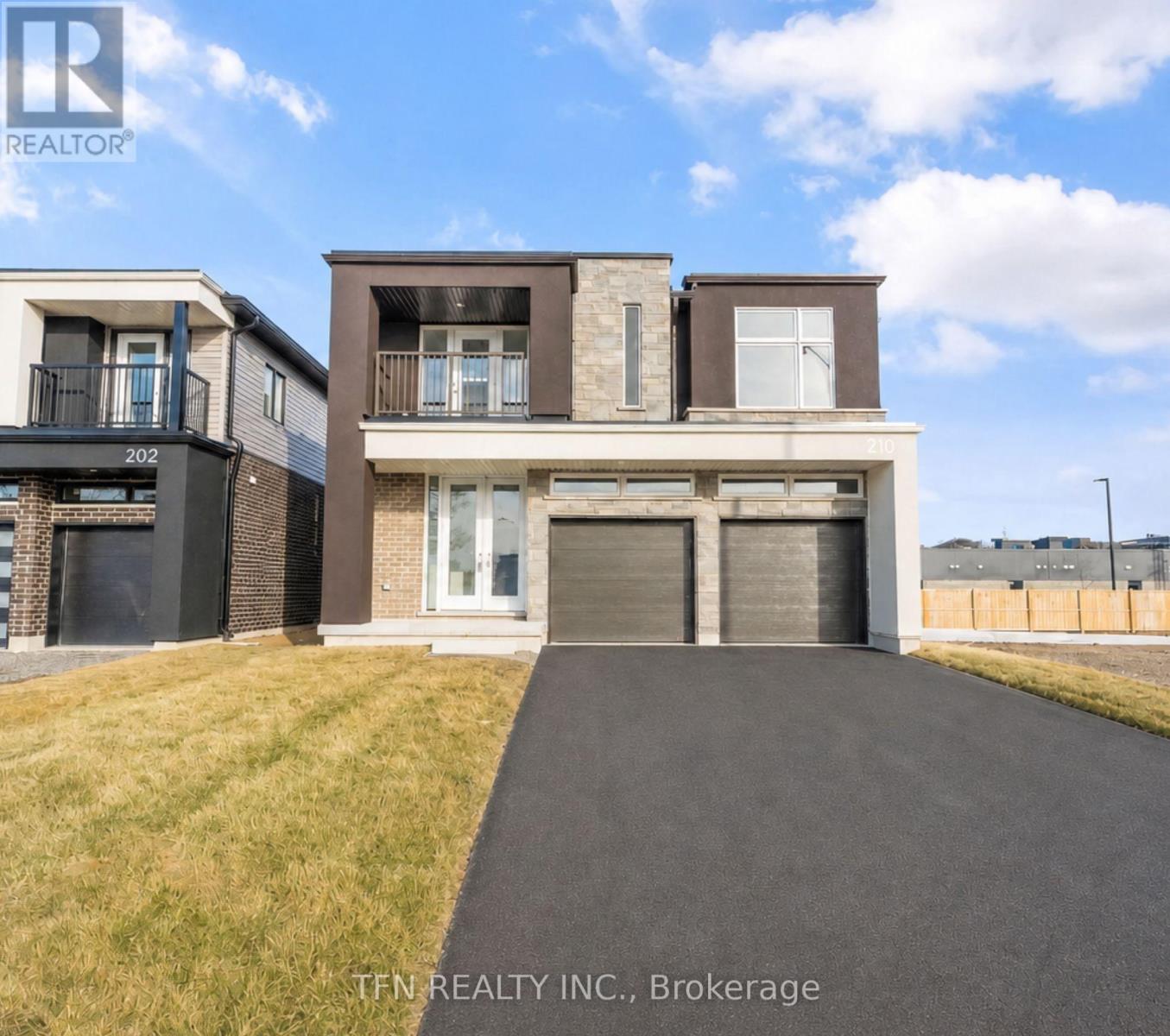 210 WELLANDVALE DRIVE, Welland, Ontario