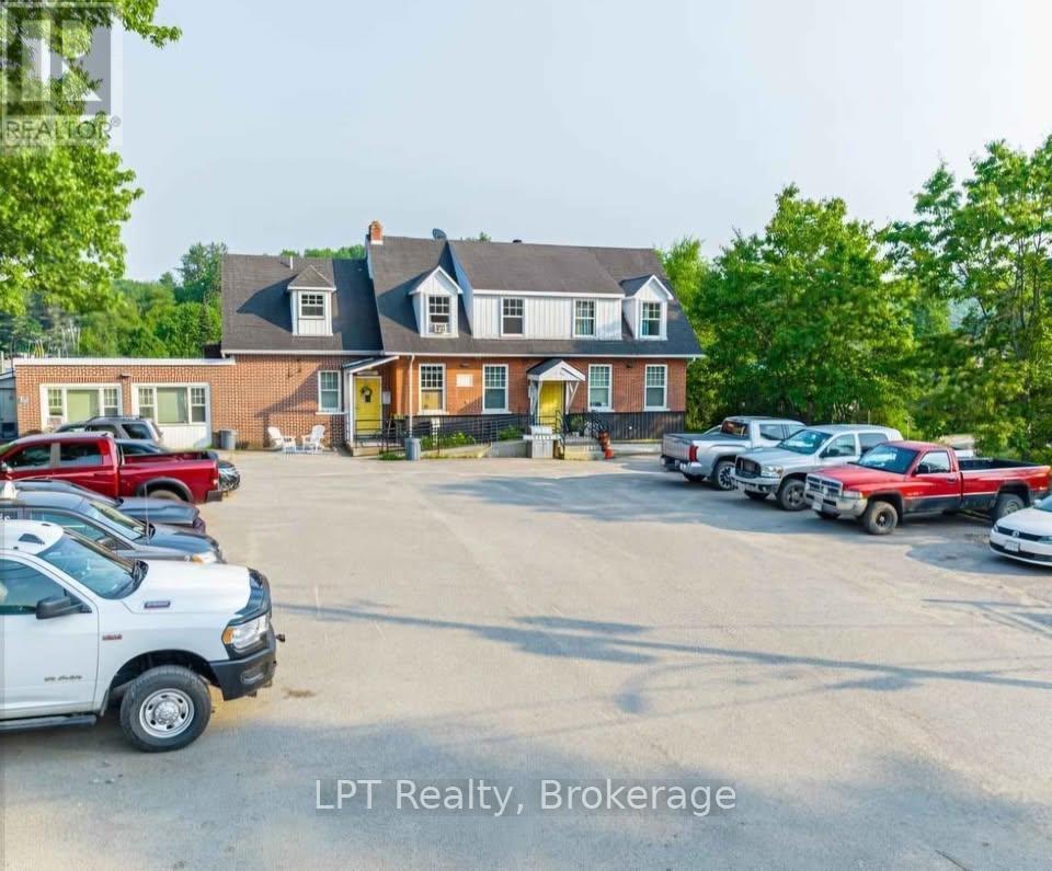 33 Flint Avenue, Bancroft (Bancroft Ward), Ontario  K0L 1C0 - Photo 3 - X13081942