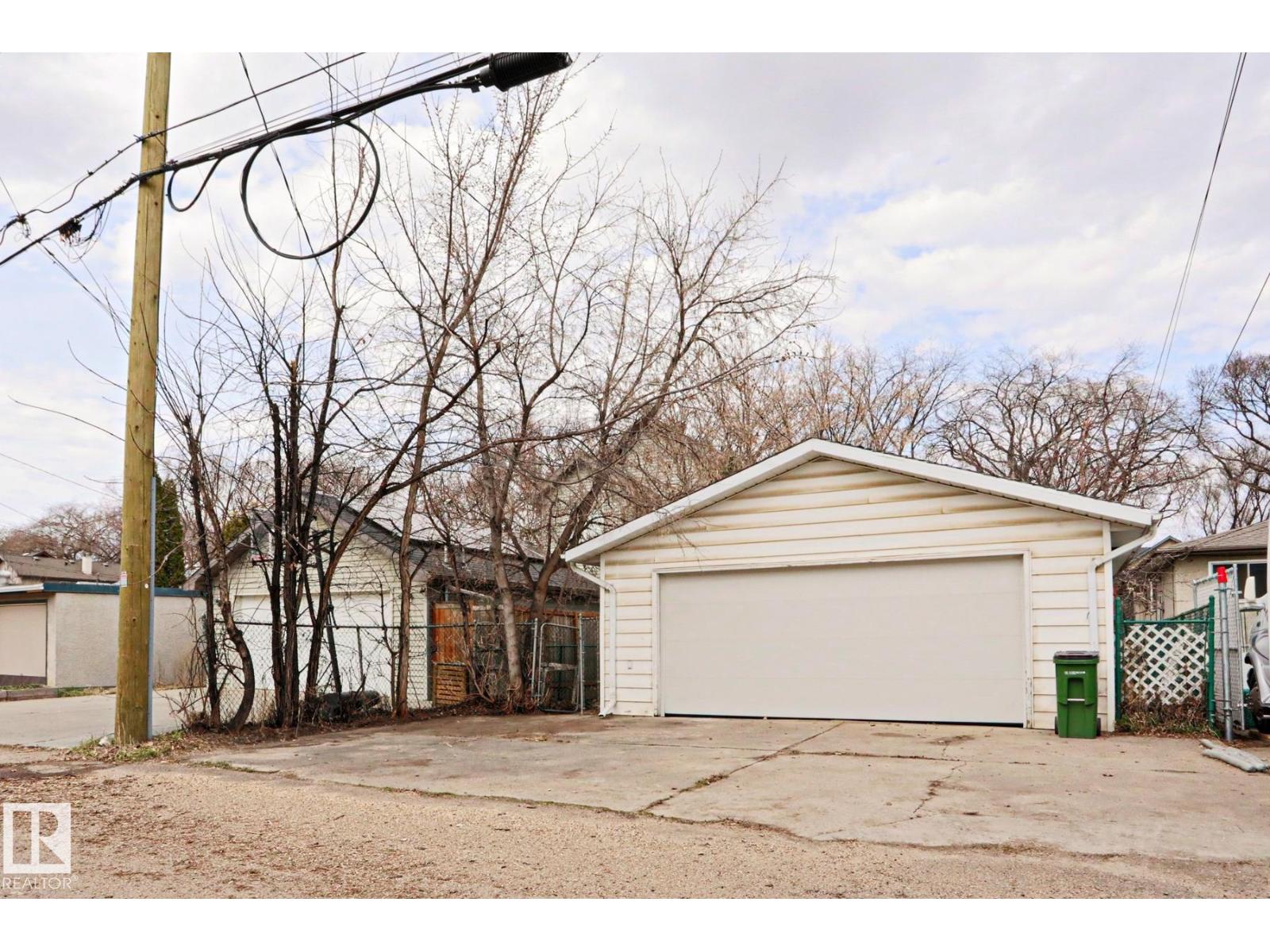 9611 81 Av NW, Edmonton, Alberta  T6C 0X6 - Photo 50 - E4485645
