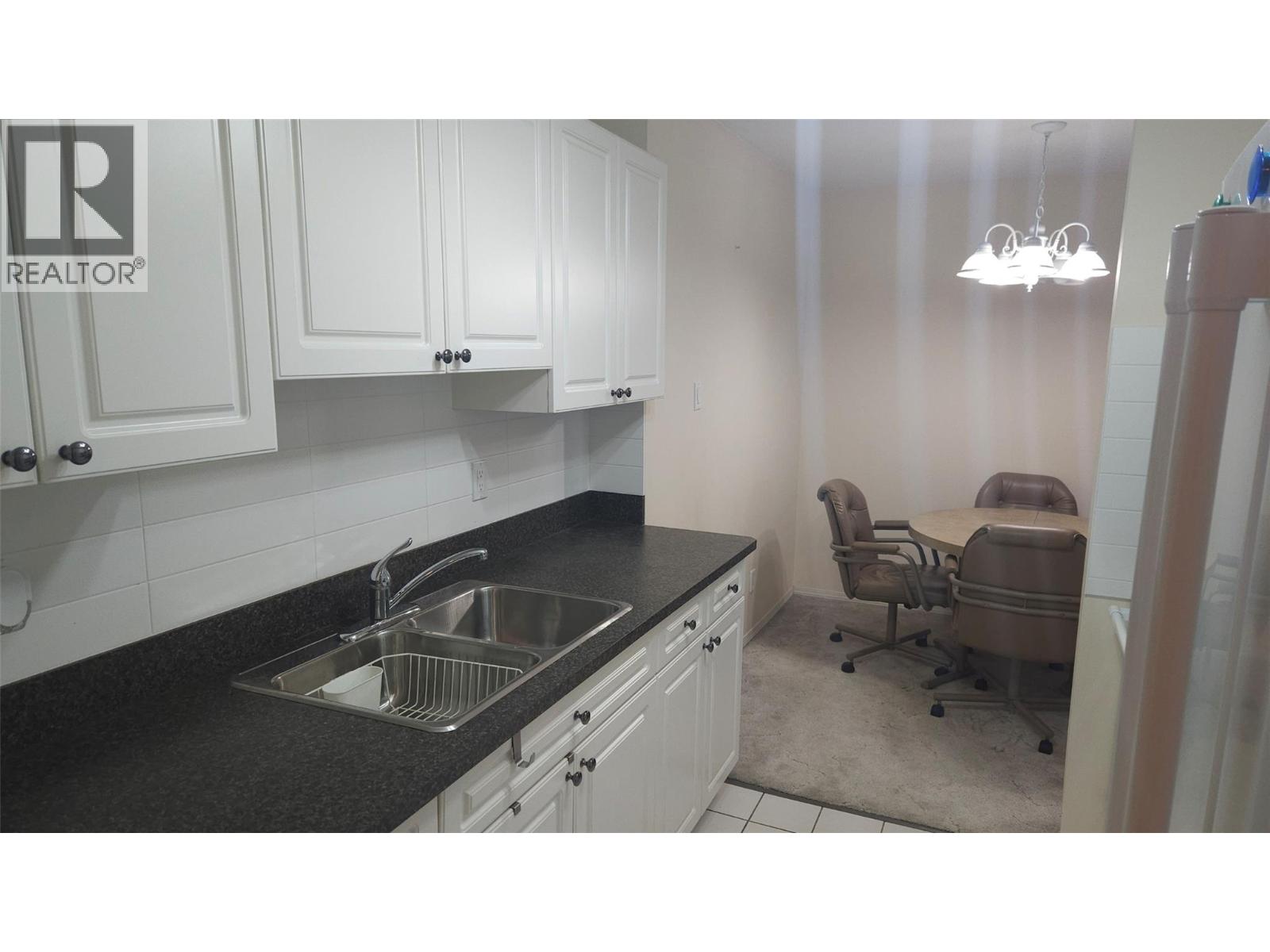 1560 Summit Drive Unit# 348, Kamloops, British Columbia  V2E 1R5 - Photo 10 - 10385057