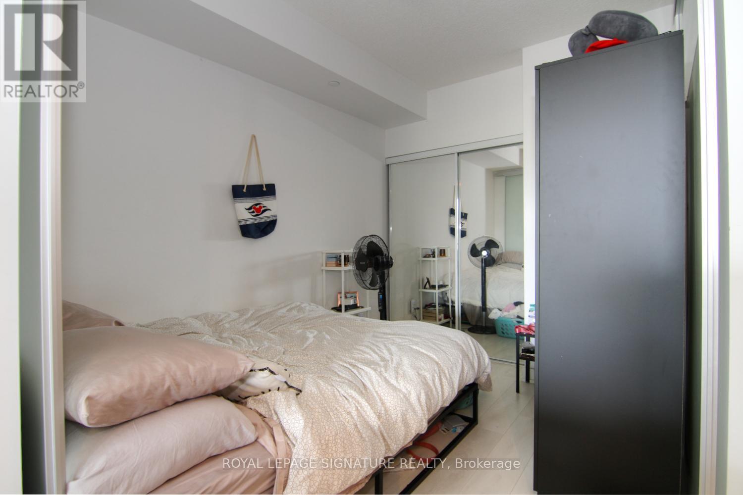 305 - 50 Bruyeres Mews, Toronto (Niagara), Ontario  M5V 0A7 - Photo 8 - C13081922