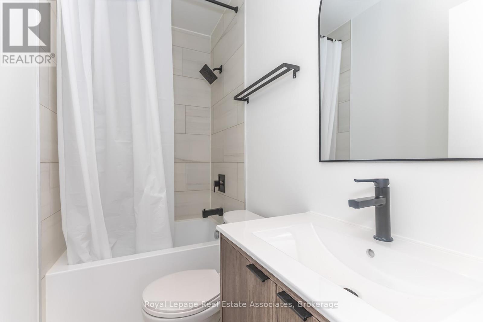 301 - 1000 Bathurst Street, Toronto (Annex), Ontario  M5R 3G7 - Photo 25 - C13081924