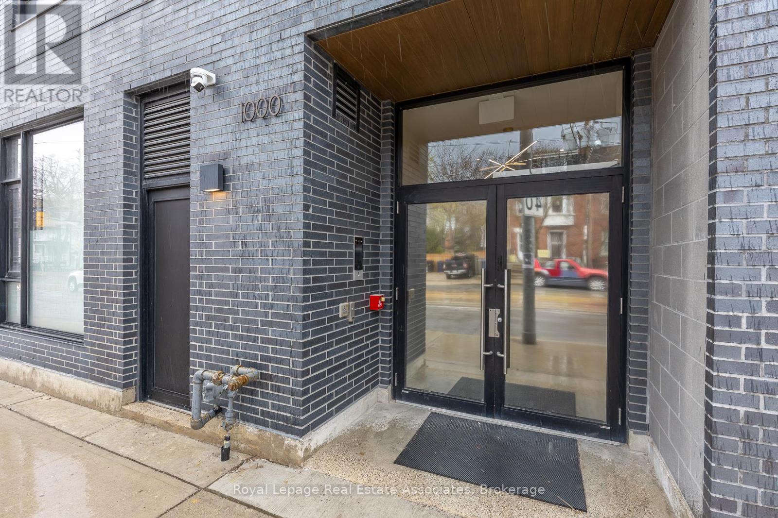 301 - 1000 Bathurst Street, Toronto (Annex), Ontario  M5R 3G7 - Photo 3 - C13081924