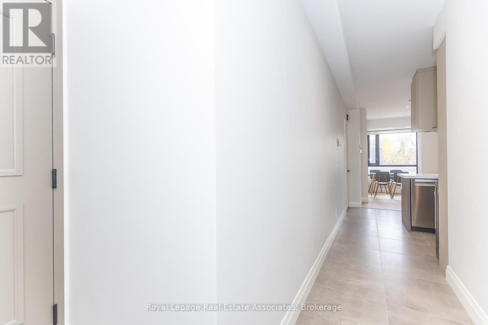 301 - 1000 Bathurst Street, Toronto (Annex), Ontario  M5R 3G7 - Photo 7 - C13081924
