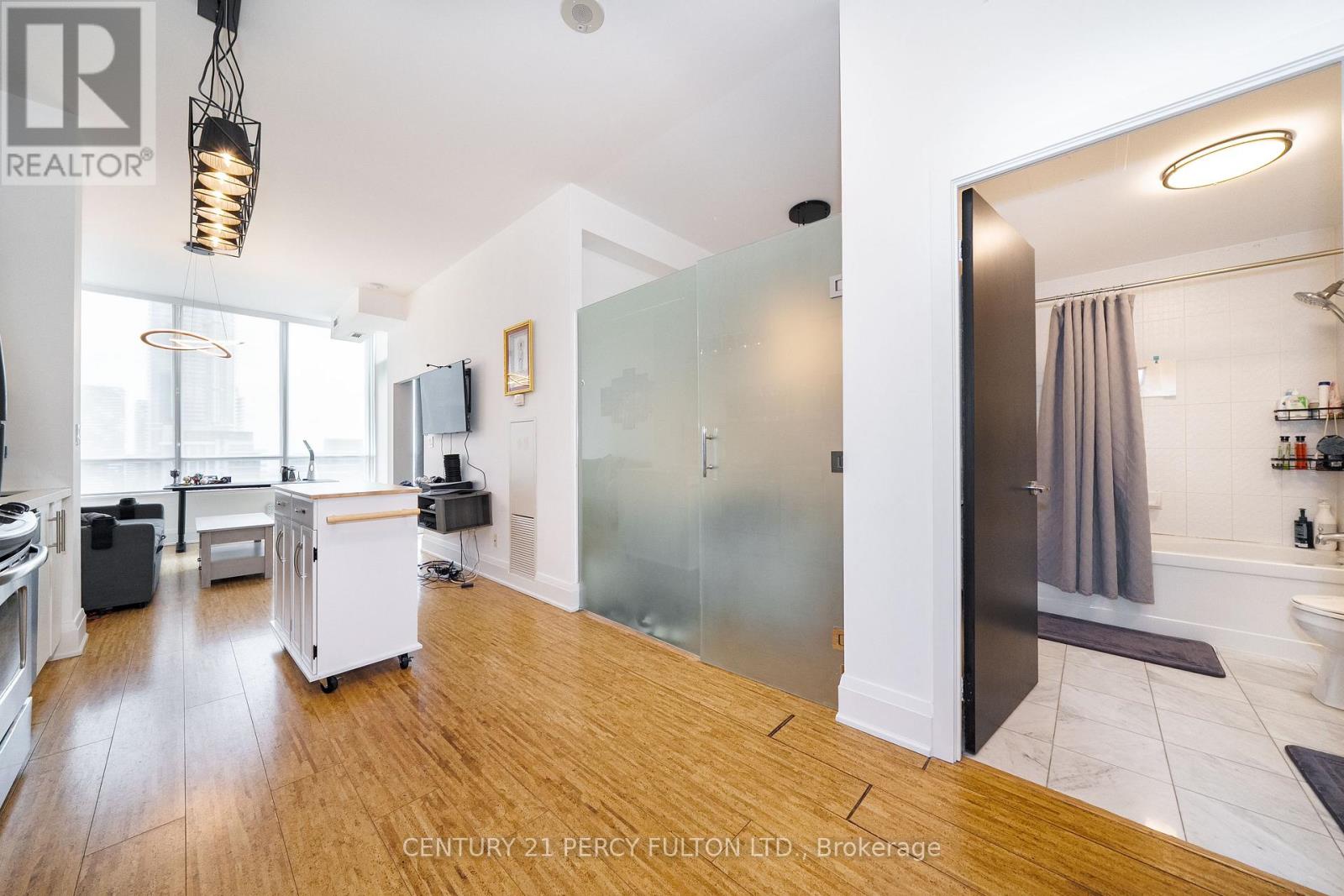 Ph 5005 - 55 Bremner Boulevard, Toronto (Waterfront Communities), Ontario  M5J 0A6 - Photo 7 - C13081946