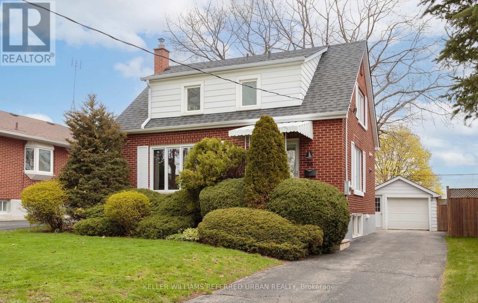115 FERNHILL BOULEVARD, Oshawa, Ontario