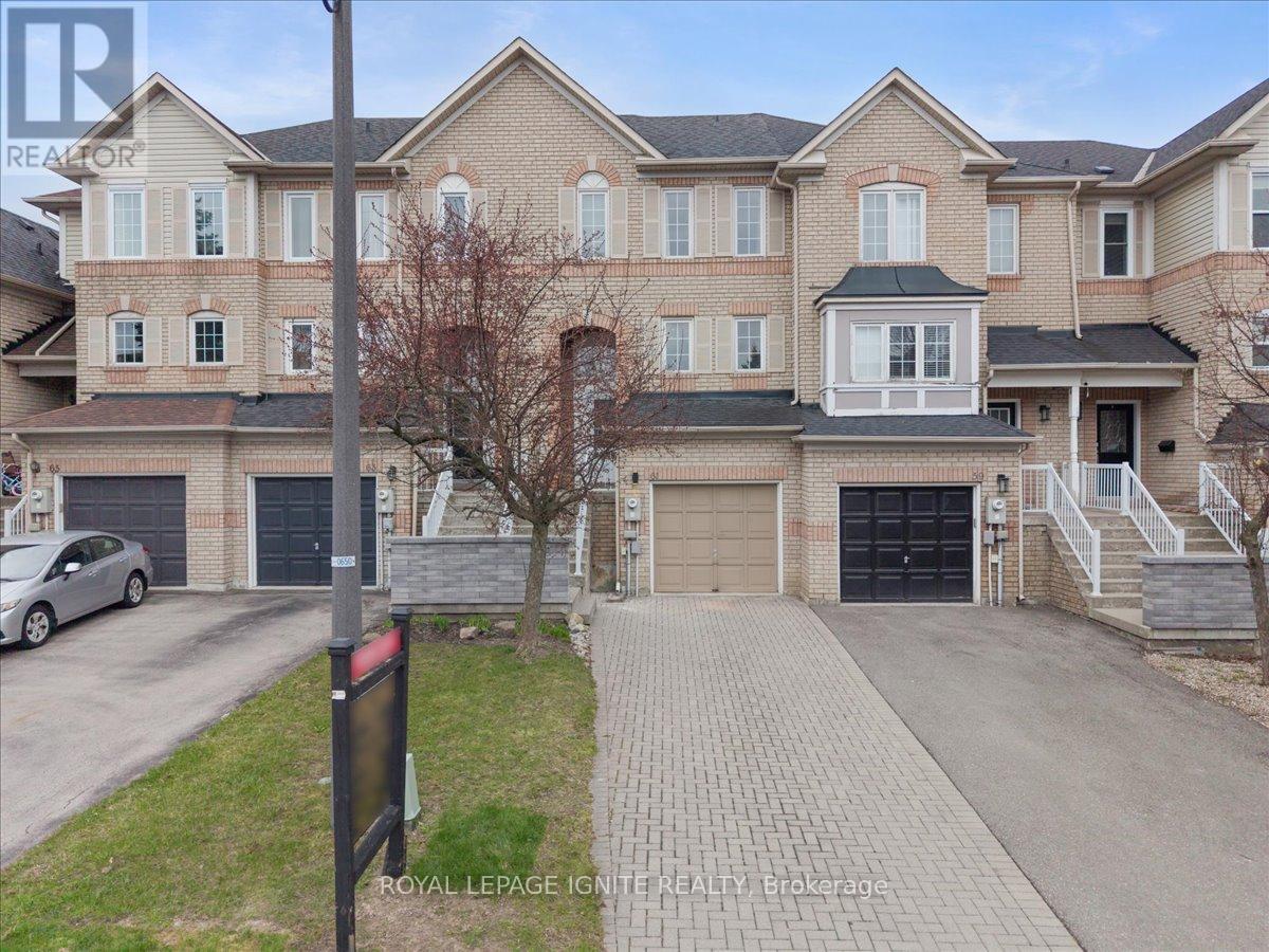 61 BAYWELL CRESCENT, Aurora, Ontario