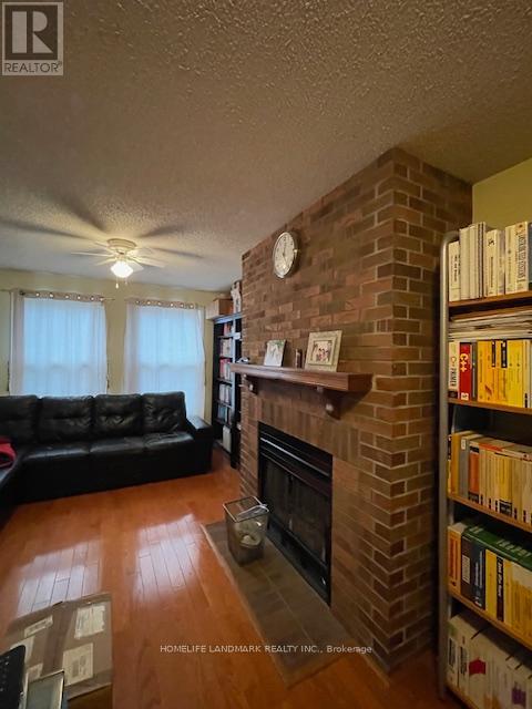 1354 Hazel Mccleary Drive, Oakville, Ontario  L6J 7A8 - Photo 7 - W13081932