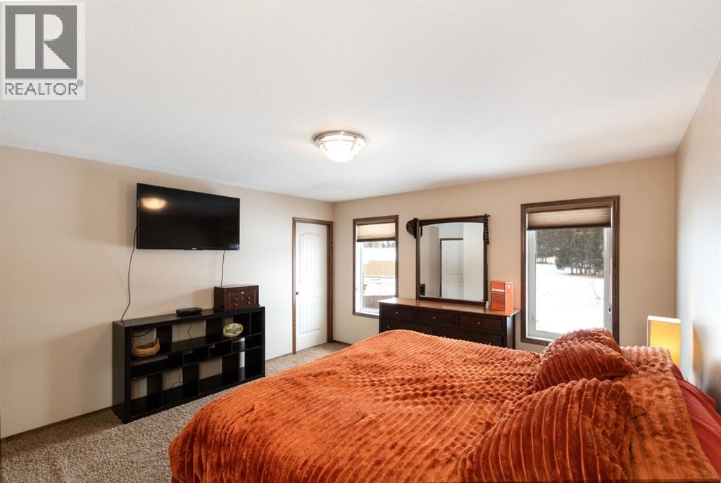 4828 55 Boulevard Close, Innisfail, Alberta  T4G 0A2 - Photo 34 - A2283524