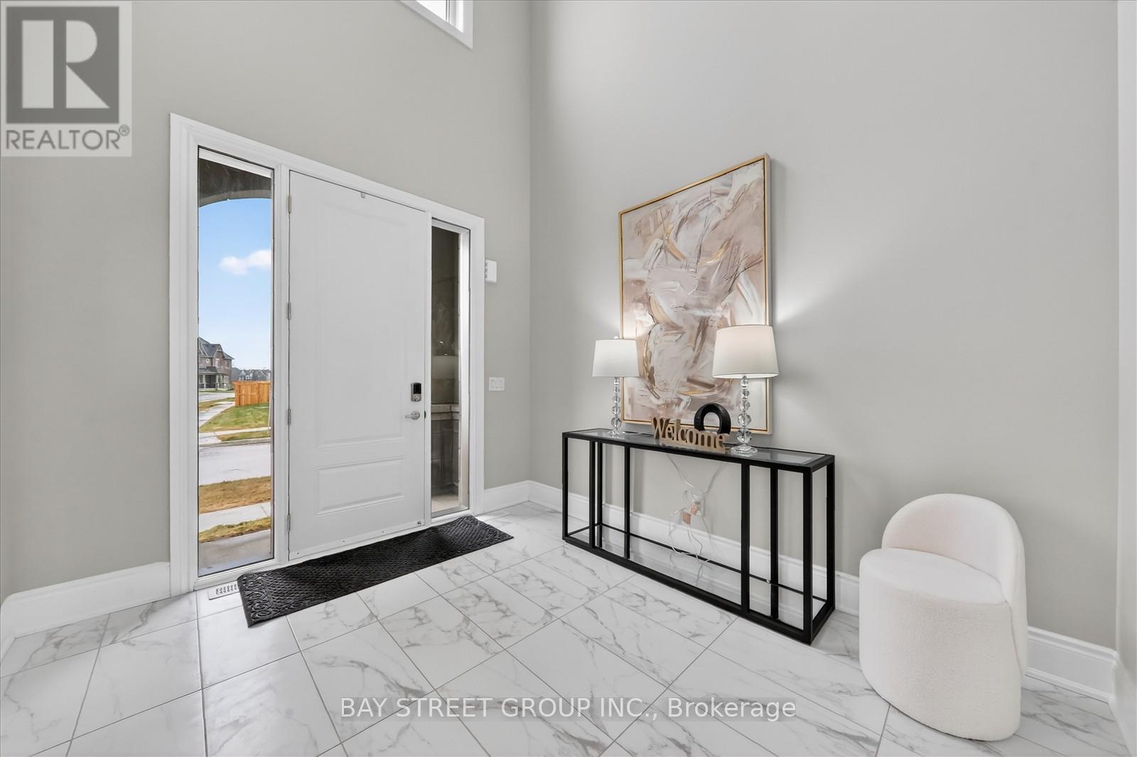 37 Meizhou Avenue, Markham, Ontario  L6C 3J6 - Photo 3 - N12878578