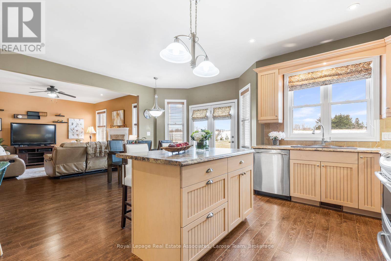 5484 Attema Crescent, West Lincoln, Ontario  L0R 1Y0 - Photo 19 - X13029598
