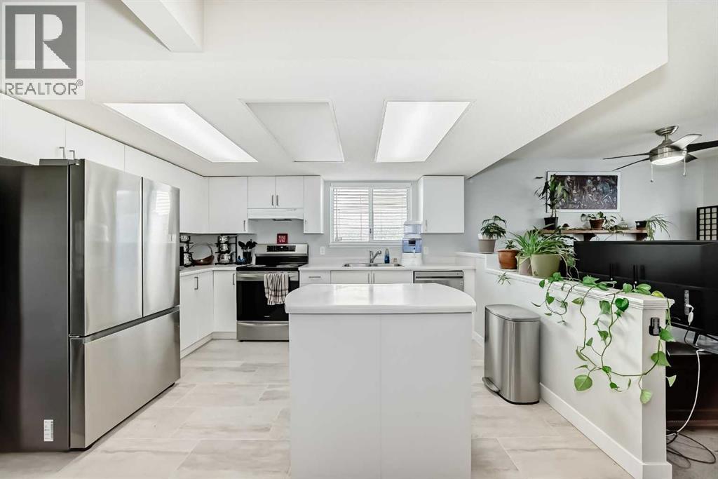 3315 Catalina Boulevard NE, Calgary, Alberta  T1Y 6T8 - Photo 6 - A2299908