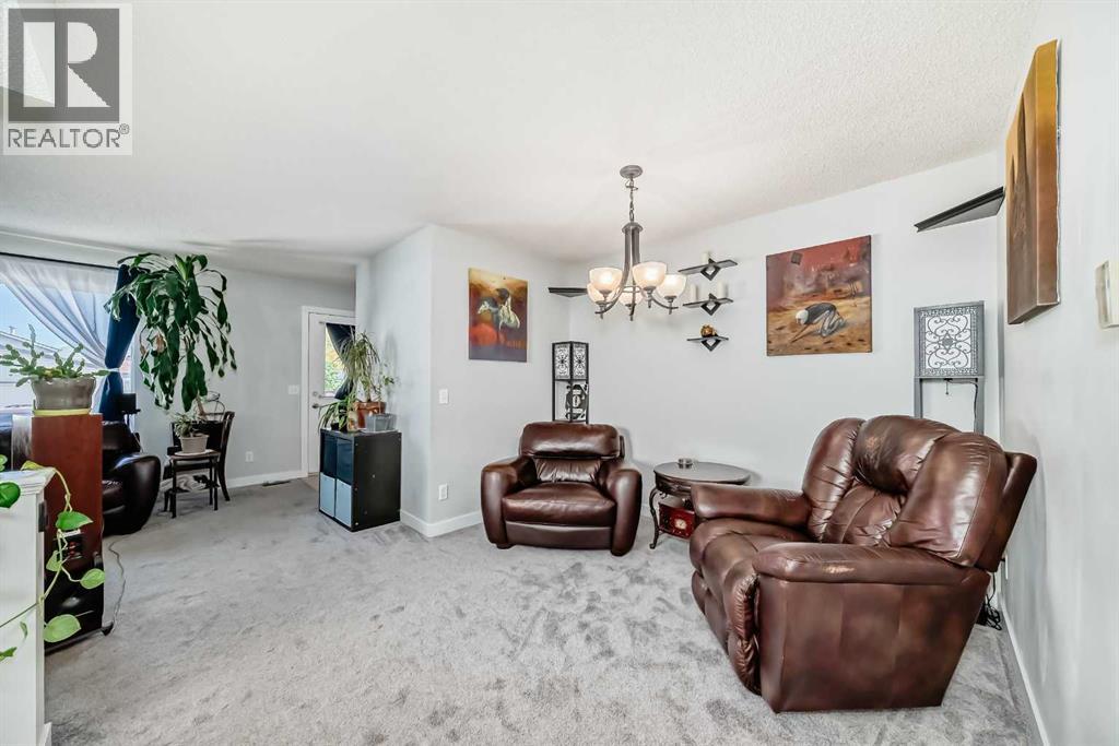 3315 Catalina Boulevard NE, Calgary, Alberta  T1Y 6T8 - Photo 13 - A2299908