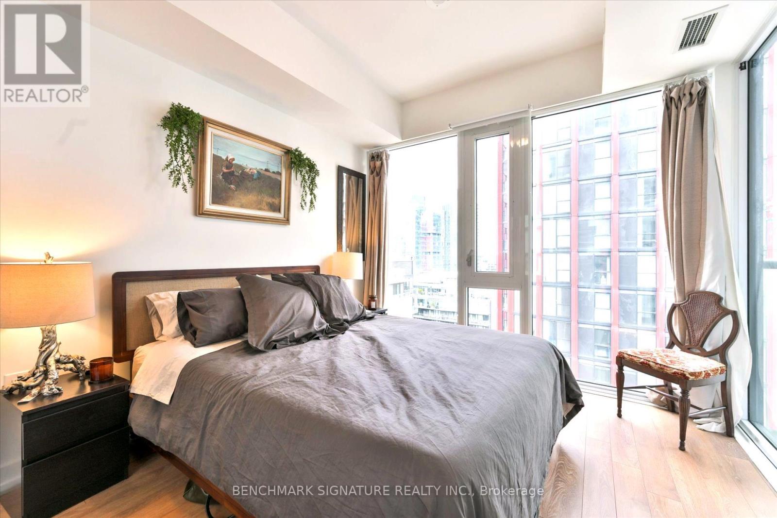 1710 - 158 Front Street E, Toronto, Ontario  M5A 0K9 - Photo 15 - C13060470