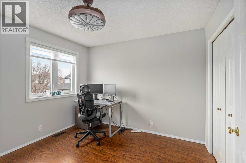 220 Douglas Glen Bay SE, Calgary, Alberta  T2Z 2M9 - Photo 22 - A2297250