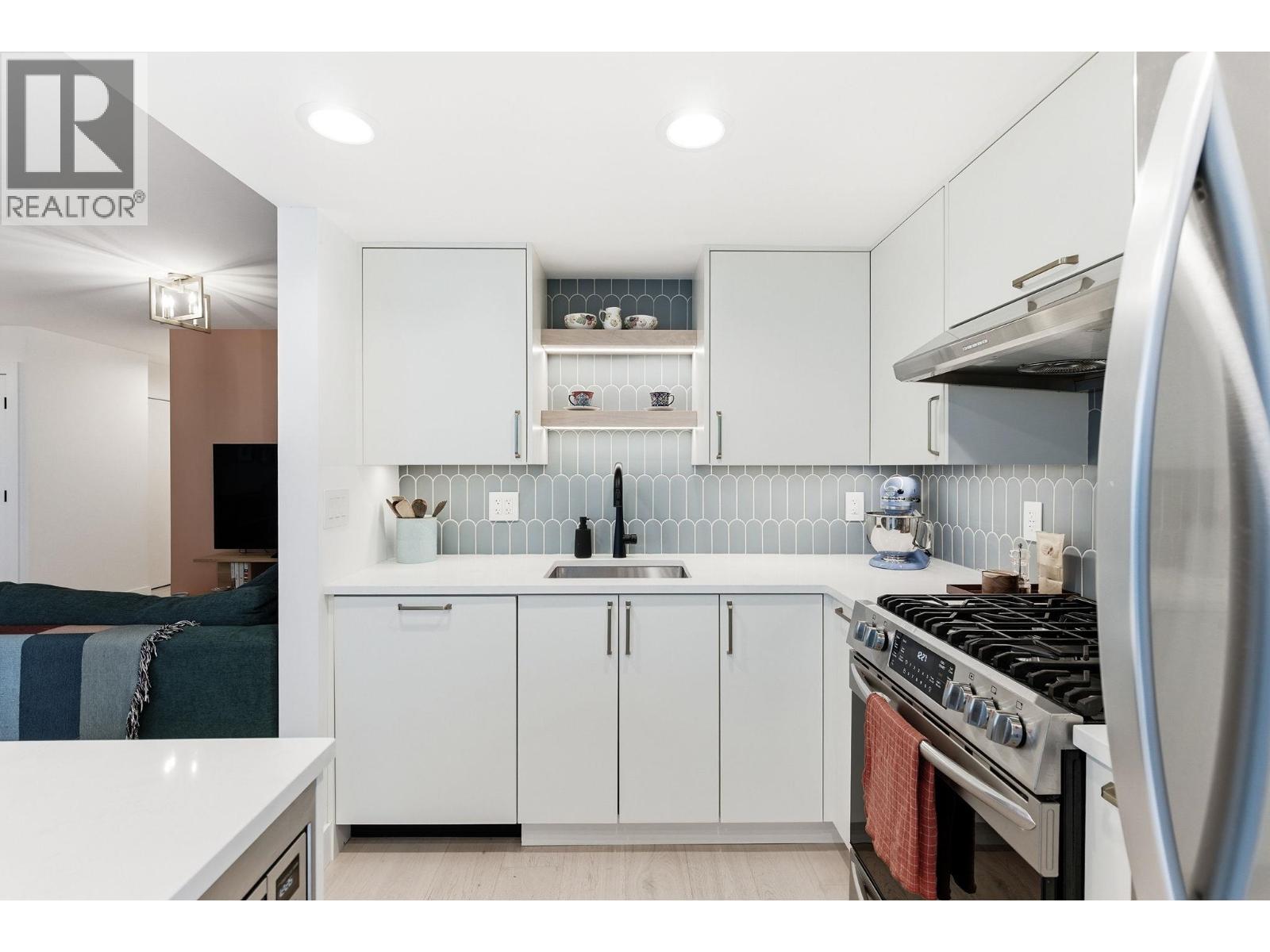 2004 120 Milross Avenue, Vancouver, British Columbia  V6A 4K7 - Photo 10 - R3119343