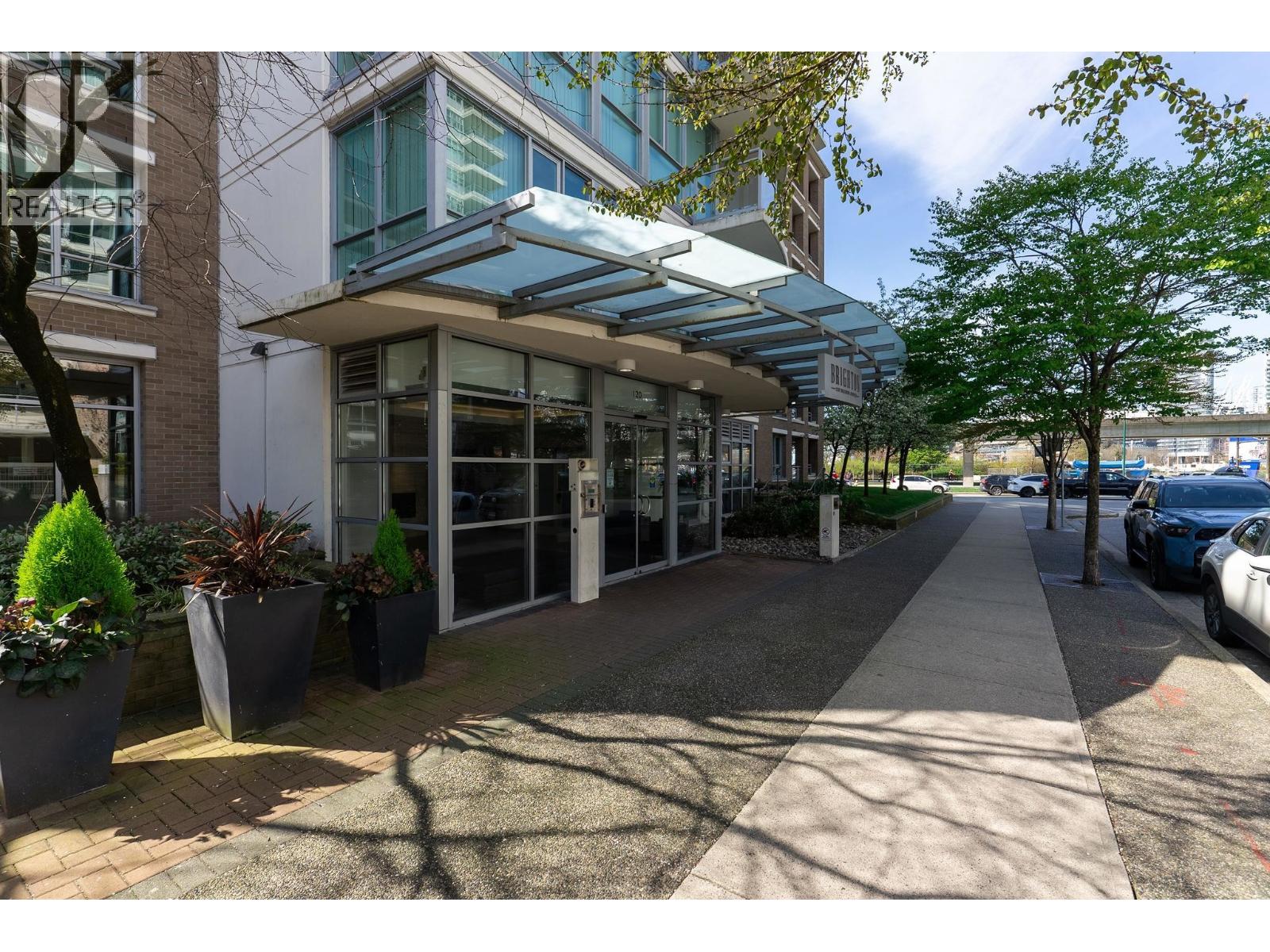 2004 120 Milross Avenue, Vancouver, British Columbia  V6A 4K7 - Photo 38 - R3119343