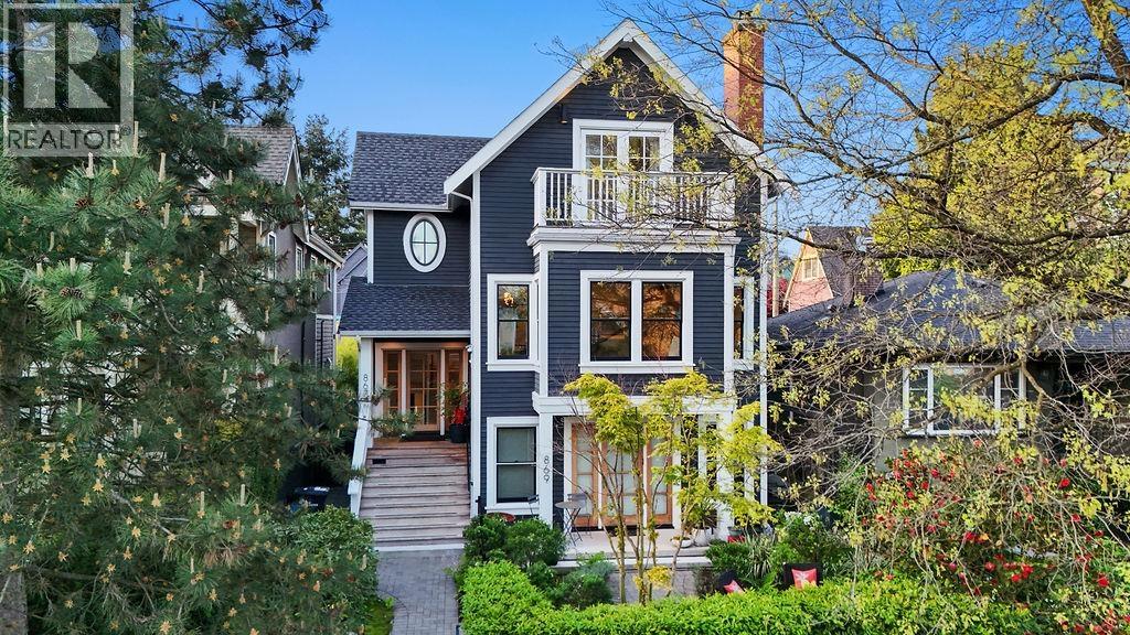867 E GEORGIA STREET, vancouver, British Columbia