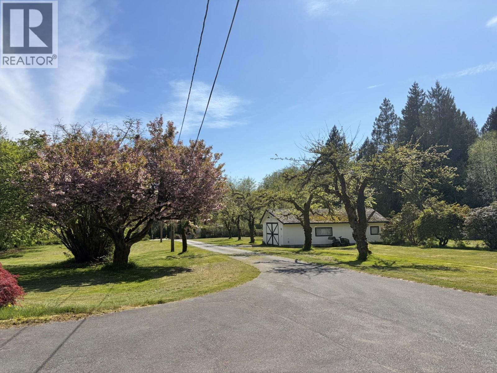 1346 Russell Road, Gibsons, British Columbia  V0N 1V2 - Photo 26 - R3119342