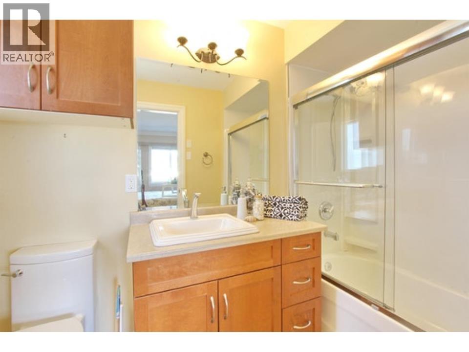 Upper 7222 Pandora Street, Burnaby, British Columbia  V5A 1B9 - Photo 12 - R3119350