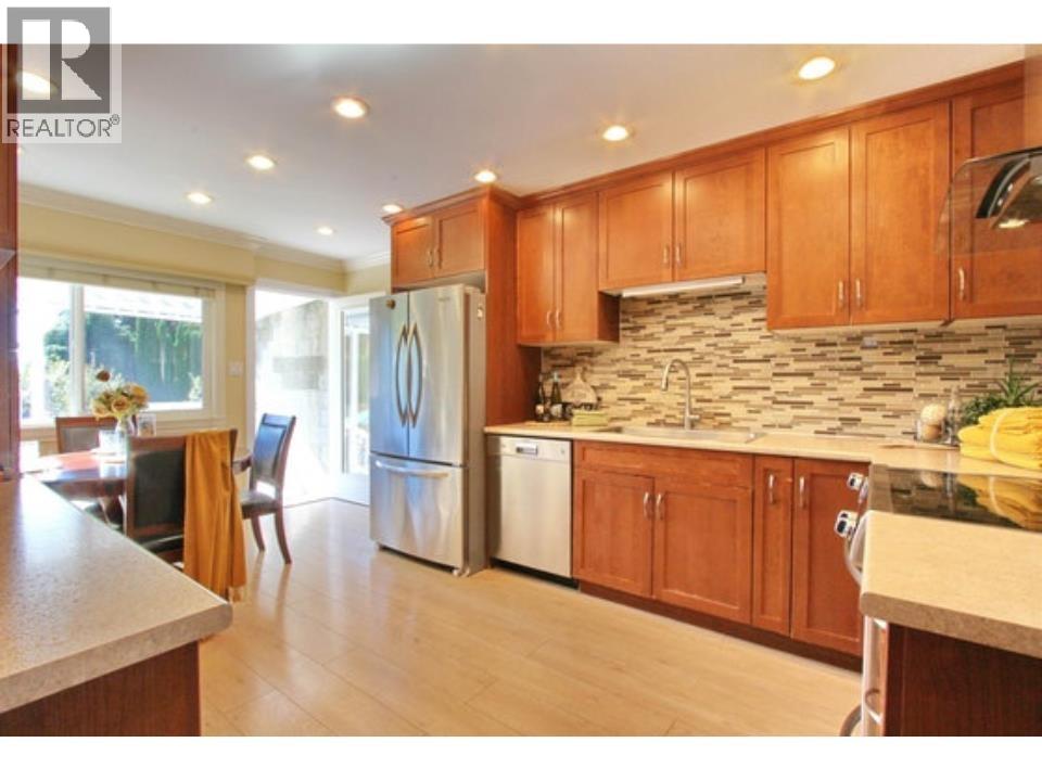 Upper 7222 Pandora Street, Burnaby, British Columbia  V5A 1B9 - Photo 9 - R3119350