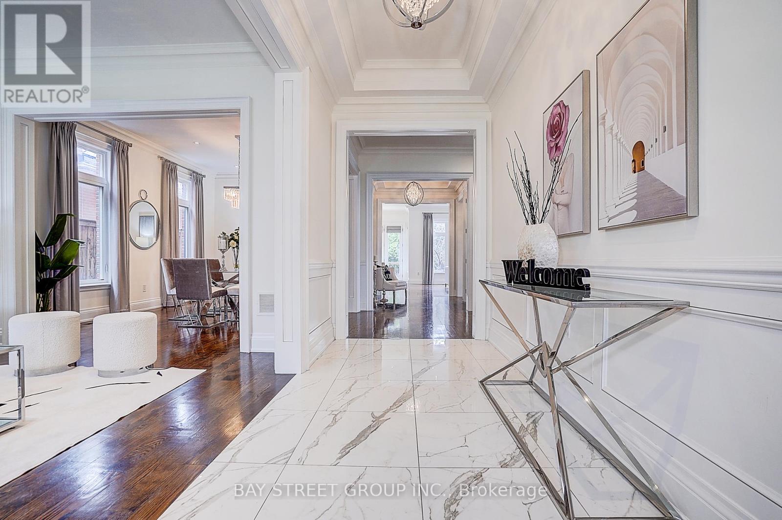 28 Carnwath Crescent, Toronto, Ontario  M2P 1J5 - Photo 3 - C13081980