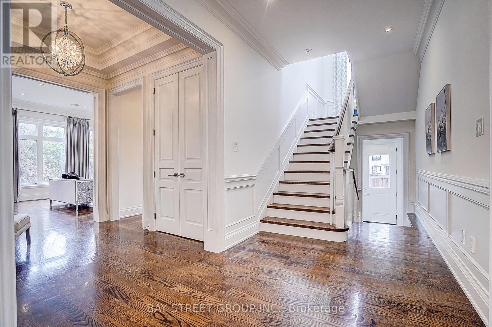 28 Carnwath Crescent, Toronto, Ontario  M2P 1J5 - Photo 8 - C13081980