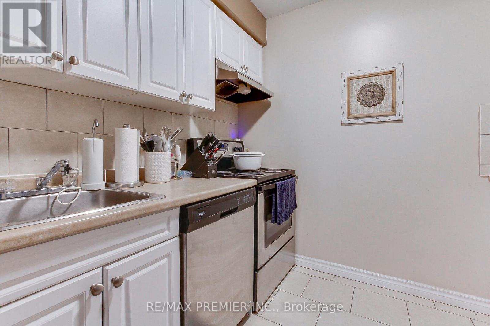 213 Milestone Crescent, Aurora, Ontario  L4G 3M2 - Photo 12 - N13081984