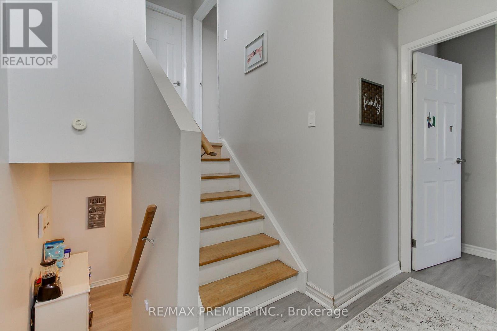 213 Milestone Crescent, Aurora, Ontario  L4G 3M2 - Photo 15 - N13081984