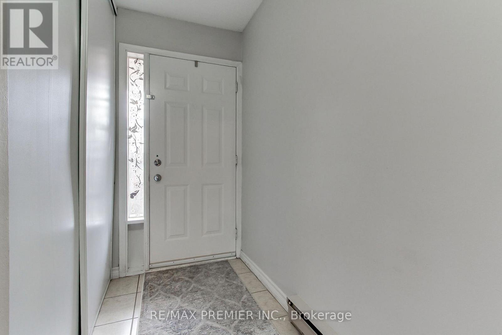 213 Milestone Crescent, Aurora, Ontario  L4G 3M2 - Photo 2 - N13081984