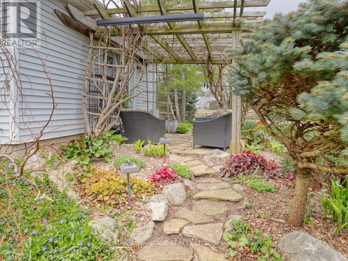 9907 Littlewood Drive, Middlesex Centre, Ontario  N6P 1P3 - Photo 43 - X13071304